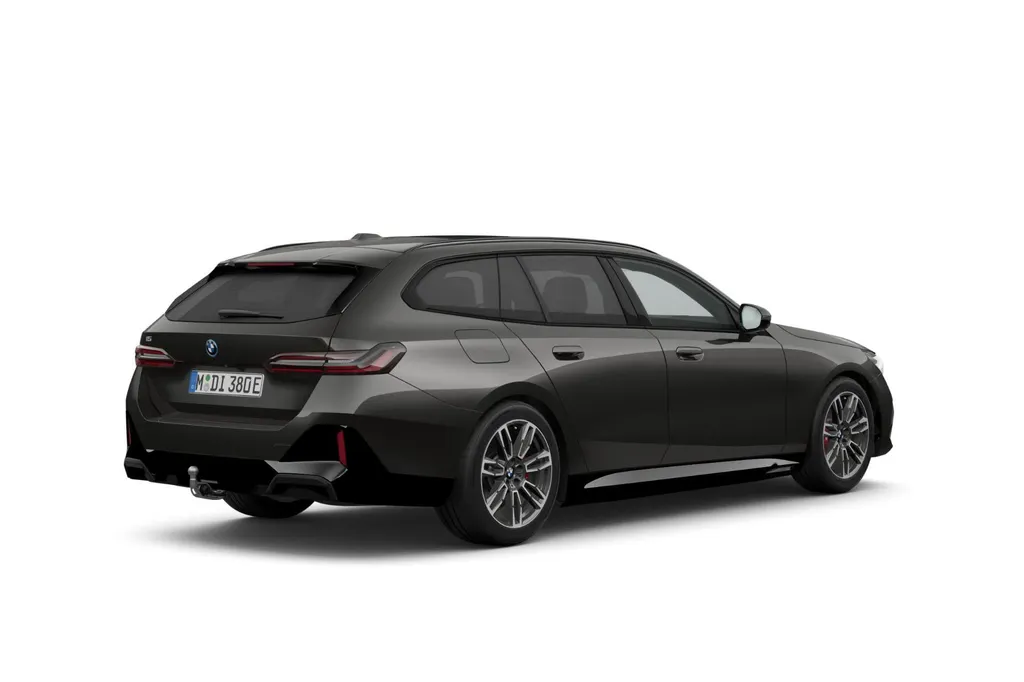 BMW i5 Touring eDrive40