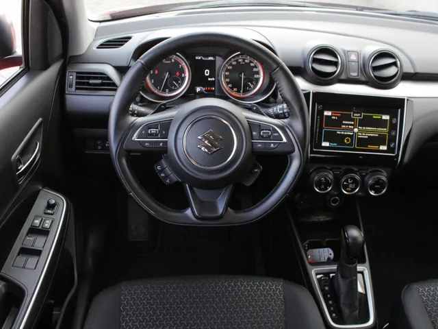 Suzuki Swift 1.2 Style Smart Hybrid Automaat | Navi | Adap. Cruise | Clima | Camera | Lm-Velgen