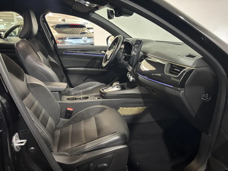 Renault Arkana 145PK E-Tech Hybrid E-Tech Engineered Automaat | 9,3' Navi | Digital Cockpit | Apple CarPlay/Android Auto | Climate Control | Adaptive Cruise Control | Full LED | Leder | Stoelverwarming |