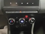 Renault Clio 1.6 E-Tech Full Hybrid 145 evolution AUTOMAAT NAVI AIRCO CAMERA PARKEERSENSOREN APPLE CARPLAY ANDROID AUTO 5 DEURS DEALER ONDERHOUDEN ZEER MOOIE AUTO