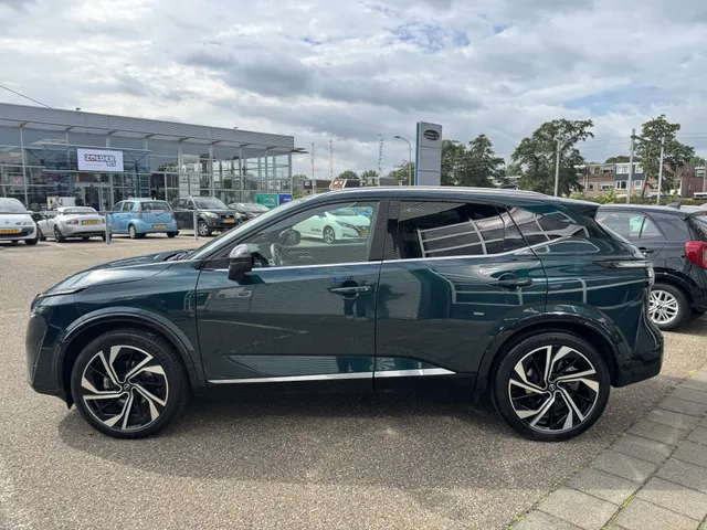 Nissan QASHQAI Automaat 1.3 MHEV Xtronic Tekna Plus