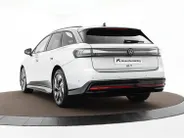Volkswagen ID.7 Pro Limited Edition 77 kWh accu 286 pk · Trekhaak inklapbaar, met elektrische ontgrendeling · Voorraad OUTLET · Prijs is inclusief inruilpremie ·