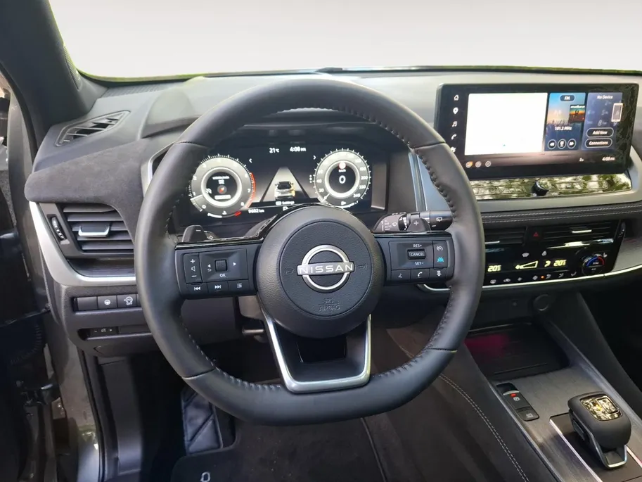 Nissan QASHQAI 1.3 MHEV Xtronic Tekna Plus | RONDOM CAMERA | CARPLAY | STOEL, STUUR EN VOORRUITVERWARMING | PANO DAK |