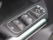 Mercedes-Benz GLA 250 e AMG Line l Trekhaak l Panoramadak l Keyless l Stoelverwarming l Memory