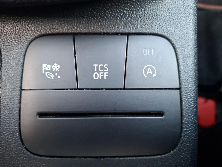 Ford Fiesta 1.0 EcoBoost Hybrid ST-Line | NL-Auto | 1e Eigenaar | Dealeronderhouden | Winterpack | Privacy Glass | Climate Control | Parkeersensoren | Apple Carplay&Android Auto | LED
