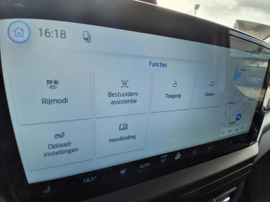 Ford Transit Custom 2.5 PHEV 233 pk L2H1 320 Limited Dubbele cabine
