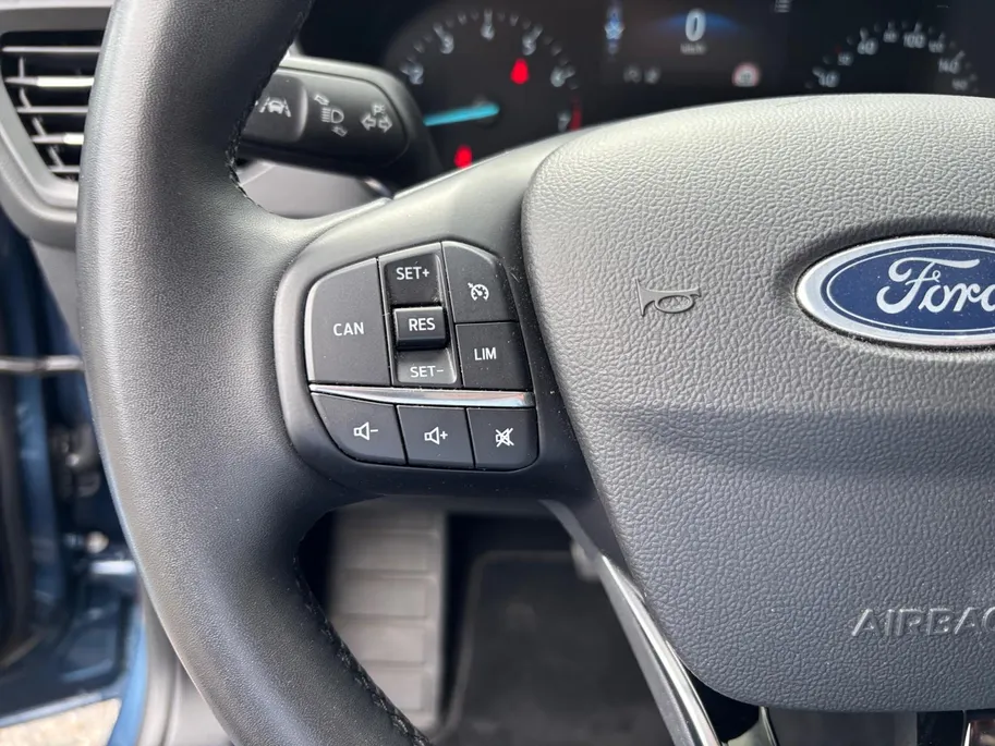 Ford Focus Wagon 1.0 EcoBoost Hybrid Titanium 155PK Automaat | NL-Auto | 1e Eigenaar | Navigatie | Climate Control | Parkeersensoren | Privacy Glass
