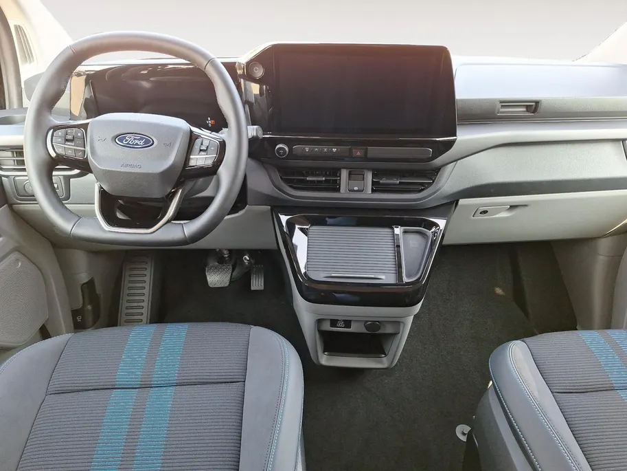 Ford E-Transit Custom 320 L2H1 Sport 71kWh DC | Dubbele Schuifdeur | El. Trekhaak | Adaptive cruisecontrol | Camera | Led verlichting | Pro Power Onboard | 19' Lichtmetaal | Nieuw te bestellen | 0,99% Rente Financial Lease