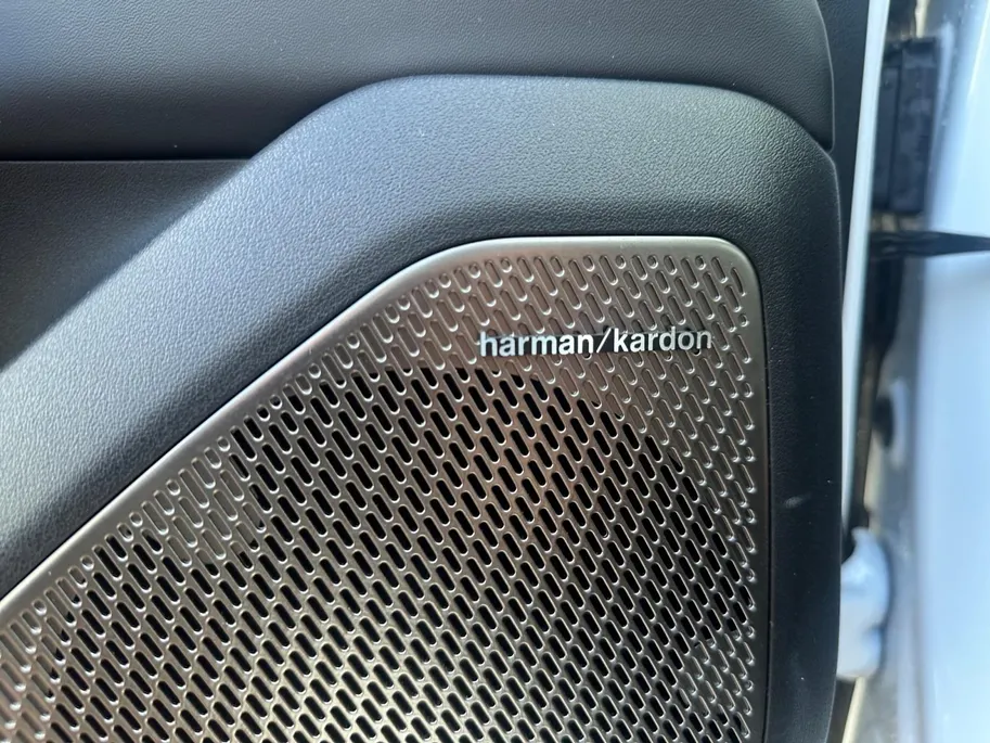 Kia EV4 Plus Advanced 58.3 kWh | Harman Kardon | Lederen Bekleding | panorma Schuif/Kanteldak | fabrieksgarantie t/m 3-2033 + 3x 1 jaar