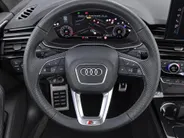 Audi A4 Avant 35 TFSI 150pk S edition Competition · Trekhaak · Camera ·  Stoelverwarming · Apple/Android Car Play · Adaptive Cruise Control ·  Clima · Drive select · Leder/Stof · Garantie t/m 23-07-2028 of 100000km.
