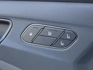 Kia EV5 GT-Line Business Edition 81.4 kWh | Trekhaak | Stuur-/stoelverwarming v+a | Schuifdak | Leer | Elek. stoelverstelling + achterklep | 20' LM | LED |