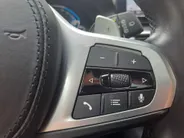 BMW 5 Serie Touring 530e xDrive M SPORT | Pano | Harman Kardon | 360 Camera | Head up | Elektrisch Wegklapbare Trekhaak | Voorstoelen verwarmd | Navigatie | Apple Carplay/Android Auto | Leer
