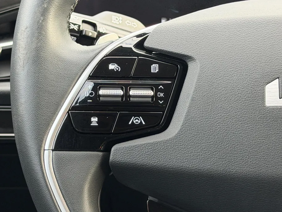 Kia Niro 1.6 GDi Hybrid DynamicLine | Navigatie | Camera | Adaptieve cruise control | Apple Carplay / Android Auto | Parkeersensoren voor en achter | Verbruik 1 op 20!