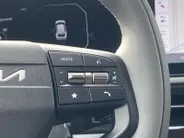Kia EV6 Light Edition 63 kWh | VOORRAAD VOORDEEL NU €42.950,- | Direct leverbaar | Stoel+Stuur verwarming | Climate control | Navigatie | Parkeer camera achter | Parkeer sensoren voor en achter
