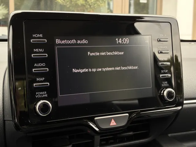 Toyota Yaris 1.5 Hybrid Active | Camera | Climate Control | NW All Seasons