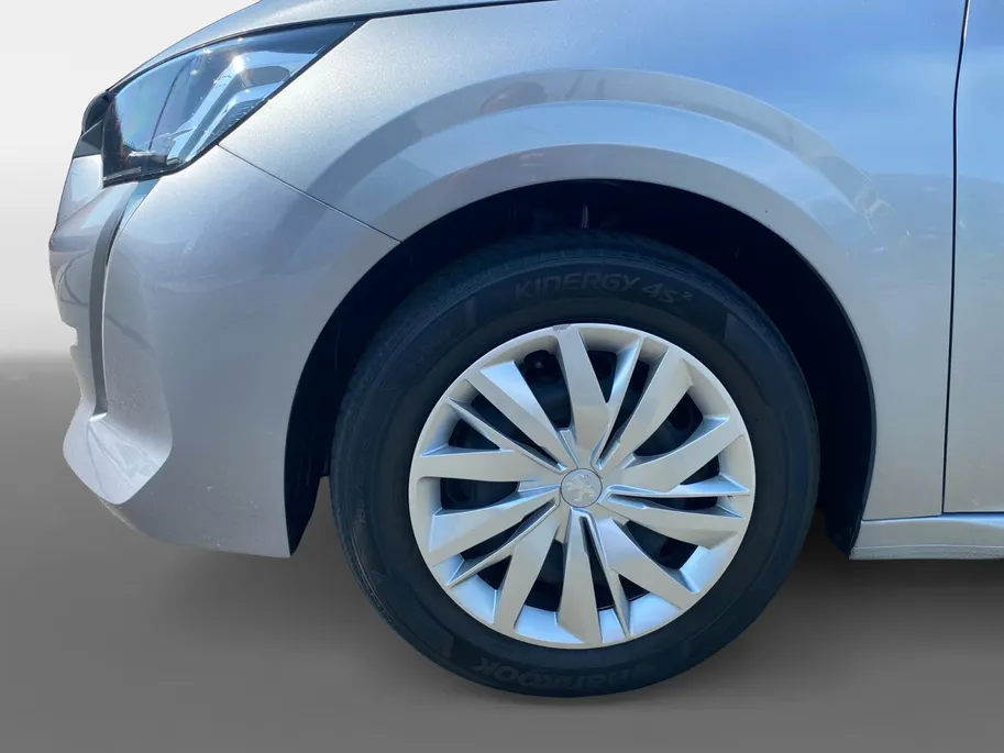 Peugeot 208 1.2 PureTech Active NL auto | navigatie | Apple CarPlay / Android-Auto | cruise control | etc.