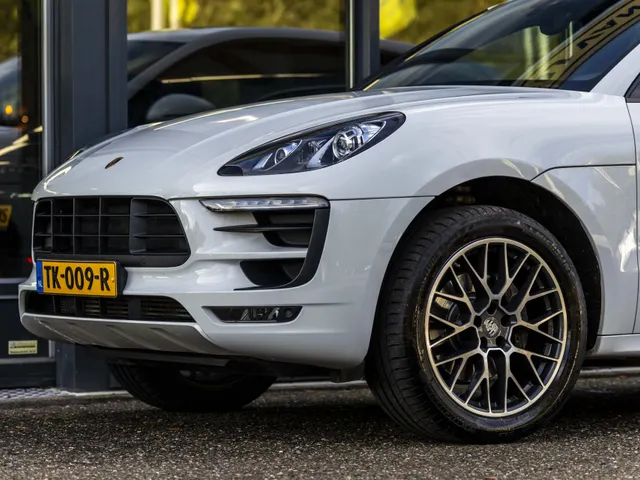 Porsche Macan NL geleverd 2.0
