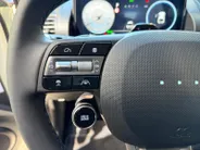 Hyundai Inster Evolve 49 kWh | Demo | Warmtepomp | 360 graden camera | Keyless entry | Dodehoek detectie |