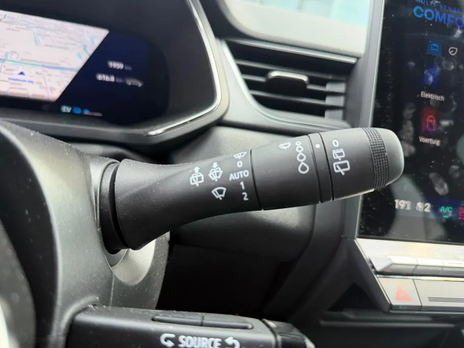 Renault Symbioz 1.8 E-Tech full hybrid 160 techno | Automaat | Apple Carplay & Android Auto | Stoel & Stuurverwarming | Cruise & Climate Control | Automatische Kofferklep / Beschikbaar vanaf augustus 2026