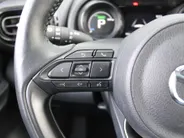 Mazda 2 Hybrid 1.5 Agile | Comfort pakket | 15" LM | Stoelverwarming | Apple Carplay / Android Auto |
