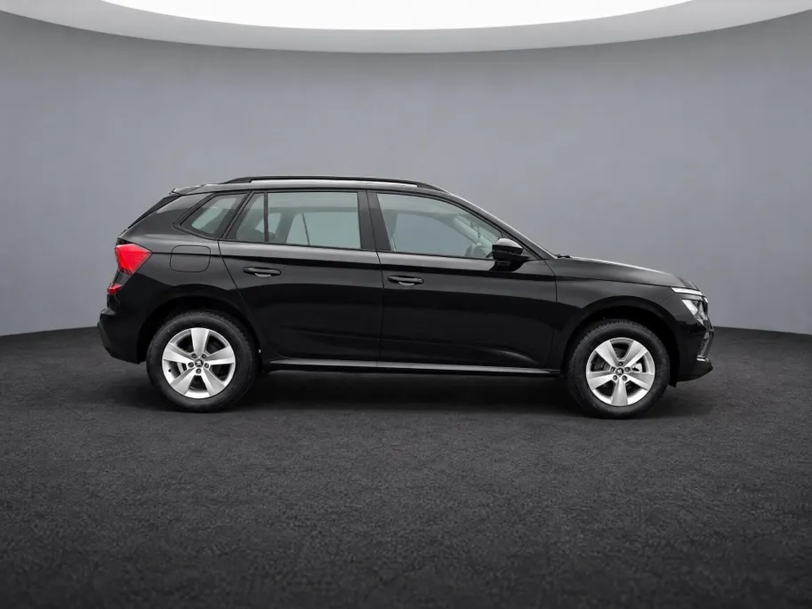 Škoda Kamiq Selection 1.0 TSI 85 kW / 115 PK SUV 6 versn. Hand | Metallic Lak | 16'' lichtmetalen velgen | Privatelease 369,-!!