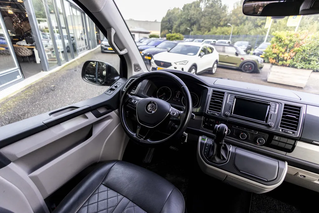 Volkswagen Transporter 2.0 TDI L2H1 DC 4Motion Highline EX.BTW