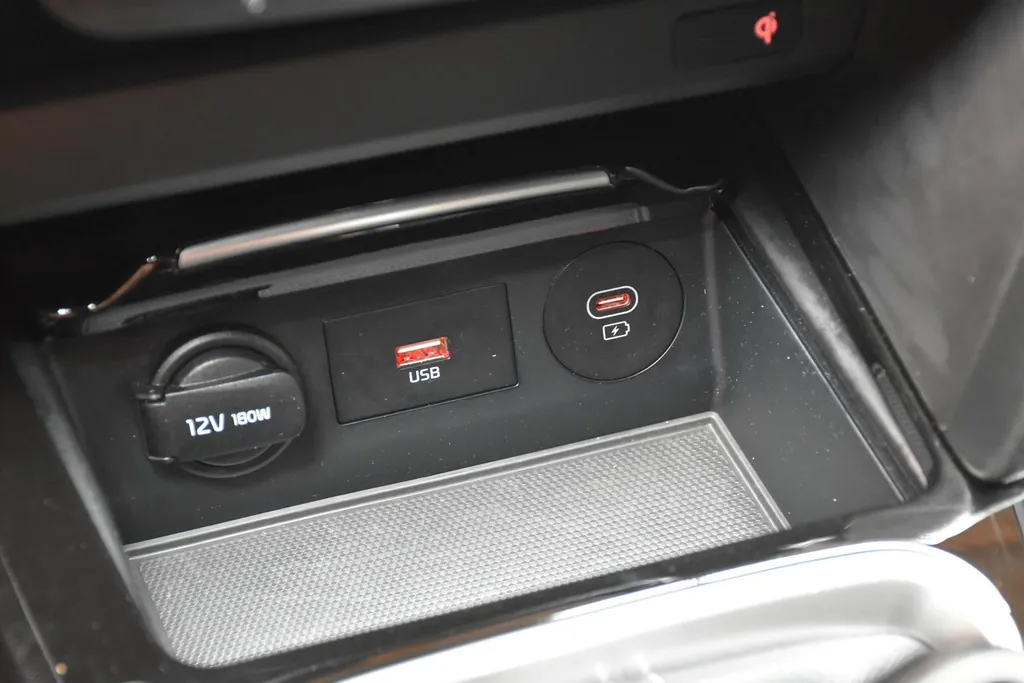 Kia Ceed 1.0 T-GDi 100pk Design Edition