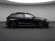 Audi A3 Sportback 45 TFSI e S edition Competition Panoramadak · SONOS Sound System · 19'' lichtmetalen velgen · Sportstoelen alcantara · MEGA Sale