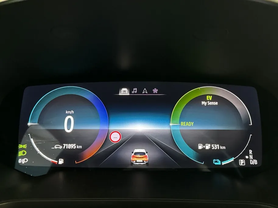 Renault Captur 1.6 E-Tech PHEV 160 Intens | Apple Carplay/Android Auto | Parkeercamera | Cruise Control