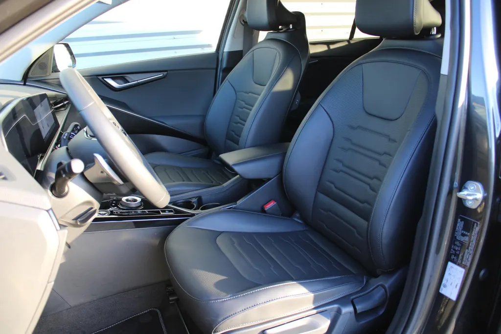 Kia Niro EV DynamicPlusLine 64.8 kWh | Airco | Navi | Camera | Cruise | 17' LM | PDC |