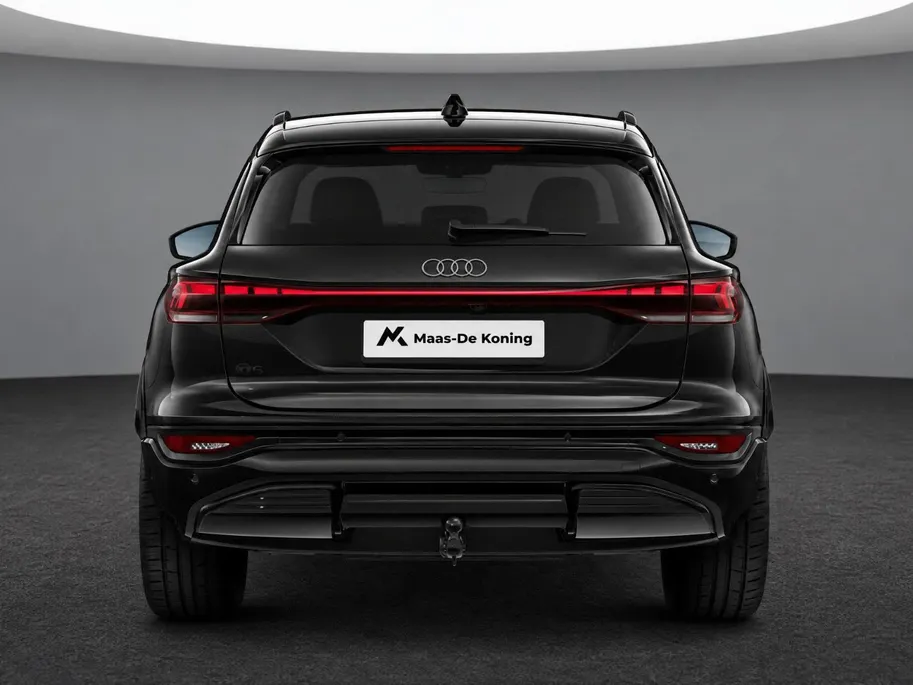 Audi Q6 e-tron S edition performance 100 kWh 306 PK · Adaptieve luchtvering · Glazen panoramadak · Trekhaak elek. wegklapbaar