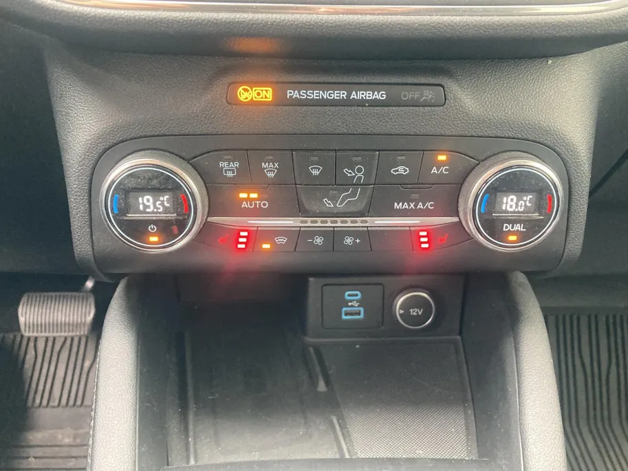 Ford Kuga 2.5 PHEV Titanium X Afneembare trekhaak - BLISS - HalfLederen bekleding  - B&O - Headup Display