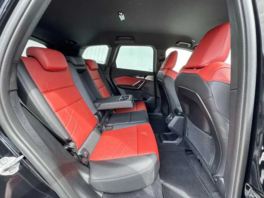 BMW iX1 xDrive30
