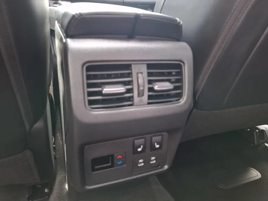 Nissan X-Trail E-Power Tekna | Schuifkanteldak | Carplay | Bomvol optie's | Elektrsiche achterklep |