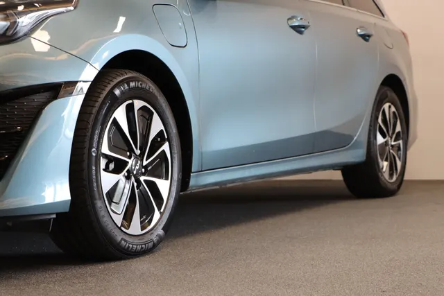 Kia Ceed Sportswagon 1.6 GDI PHEV DynamicPlusLine