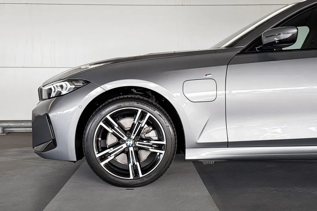 BMW 3 Serie Sedan 330e