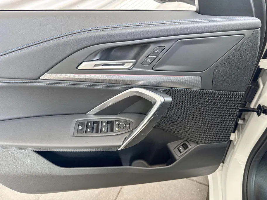 BMW iX1 eDrive20 67 kWh