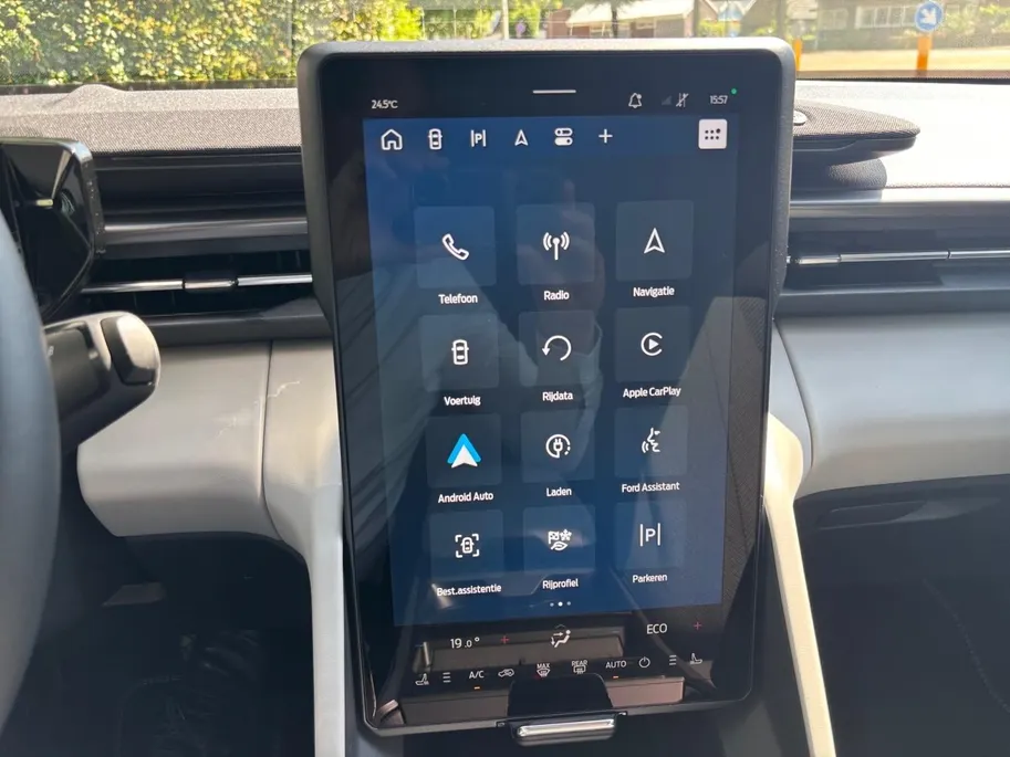 Ford Explorer Style Standard Range RWD 58 kWh | 0,99% rente icm Ford Options | Comfort Pack 1 | 19' Lichtmetalen velgen | uit voorraad leverbaar | 1800kg Trekgewicht | Actieradius 444km