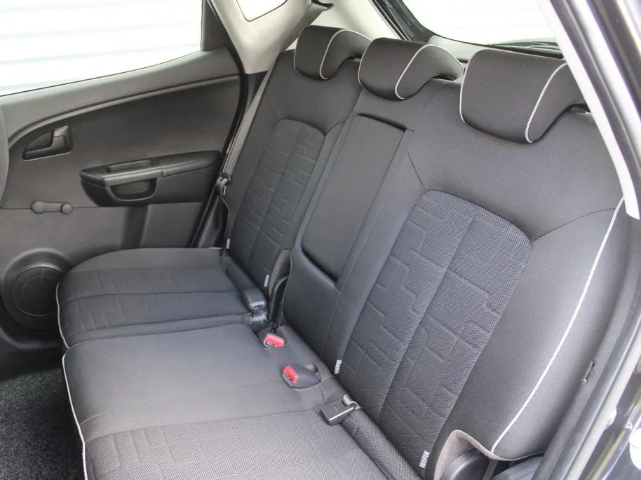 Kia Venga 1.4 CVVT 20th Anniversary | Trekhaak | Airco | Navi | Camera | Cruise | 15" LM | All seasons |