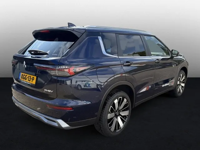 Mitsubishi Outlander 2.4 PHEV Lim. Edt.