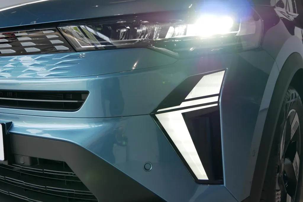 Renault Symbioz techno full hybrid | Profiteer nu van €3.000,- Zeeuw & Zeeuw voorraadkorting | Op voorraad