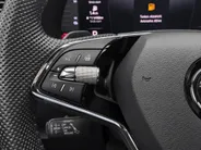 Škoda Superb 1.4 TSI iV 218pk DSG Sportline Business · Apple/Android Car Play · Wegklapbare Trekhaak · Elek. Achterklep · Elek. Voorstoel · 19'' Inch ·