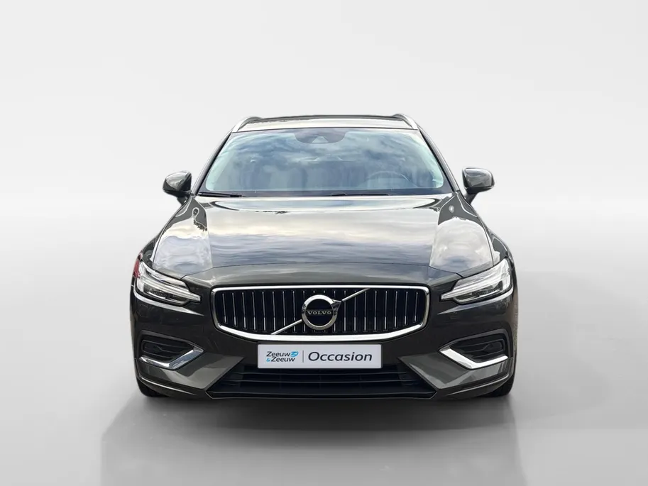 Volvo V60 2.0 B4 Core | Achteruitrijcamera | Elektr. Achterklep | Lederen bekleding | Geheugen stoelen | Dodehoek detectie | 12 maanden garantie! |