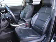 Kia e-Niro ExecutiveLine 64 kWh | Trekhaak | Stuur-/stoelverwarming + ventilatie | Leer | 17' LM | Cruise adapt. | Dodehoek detectie | LED | JBL audio |