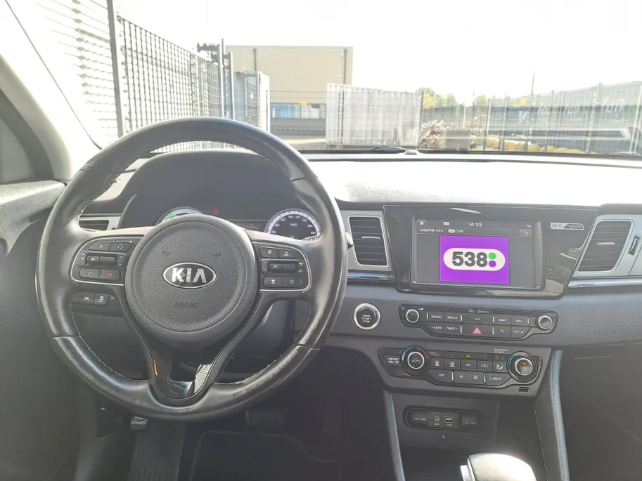 Kia Niro 1.6 GDi Hybrid ExecutiveLine Leer | Automaat | Trekhaak | Navi | Camera | Voorstoelen verwarmd |  stuur verwarmd | Cruise control adaptief
