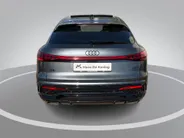 Audi Q5 2.0TFSIe-hybrid 220kW/299PK S Line quattro · Panoramadak · 360°Camera + Parkeersensoren · Apple/Android Car Play · Garantie t/m 25-09-2029 of 80000km.
