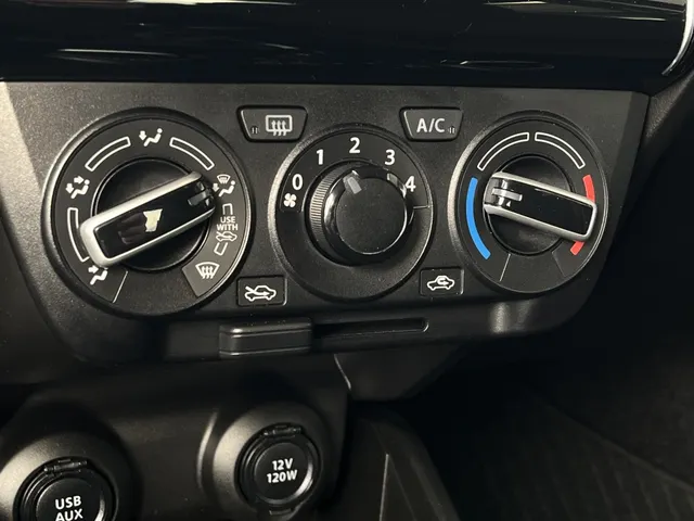 Suzuki Swift 1.2 Select Smart Hybrid