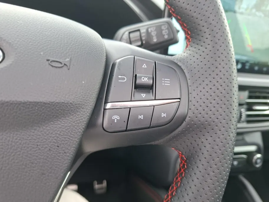 Ford Kuga 2.5 PHEV ST-Line X | Winterpack | Trekhaak | Kantel / schuifdak | Technology pack | Driver assistance pack