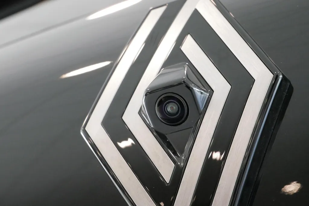 Renault Captur 1.8 E-Tech full hybrid 160 techno | Profiteer nu van €3.000,- Zeeuw & Zeeuw voorraadkorting | Uit voorraad leverbaar op is op