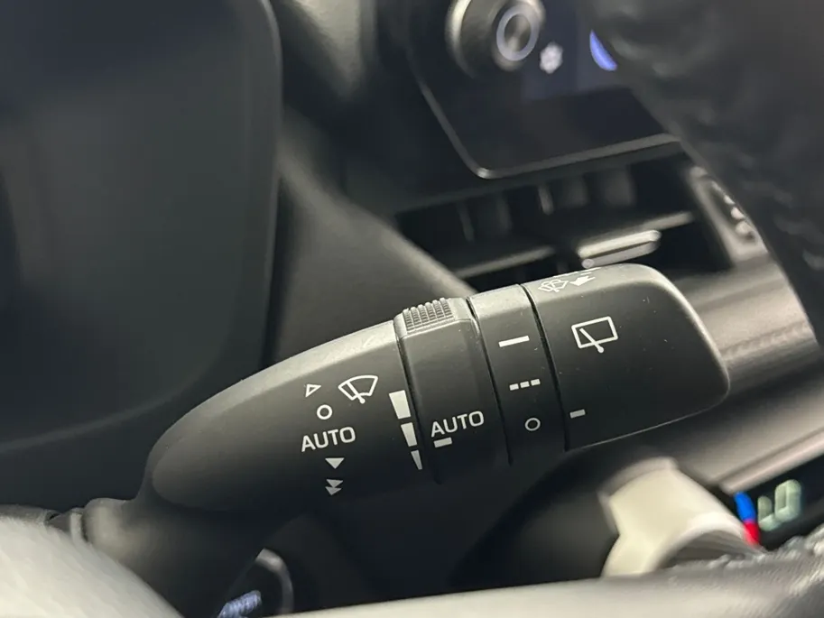 Toyota RAV4 2.5 Hybrid AWD Dynamic | Trekhaak | 18'' L.M. Velgen | Elektrische Achterklep
